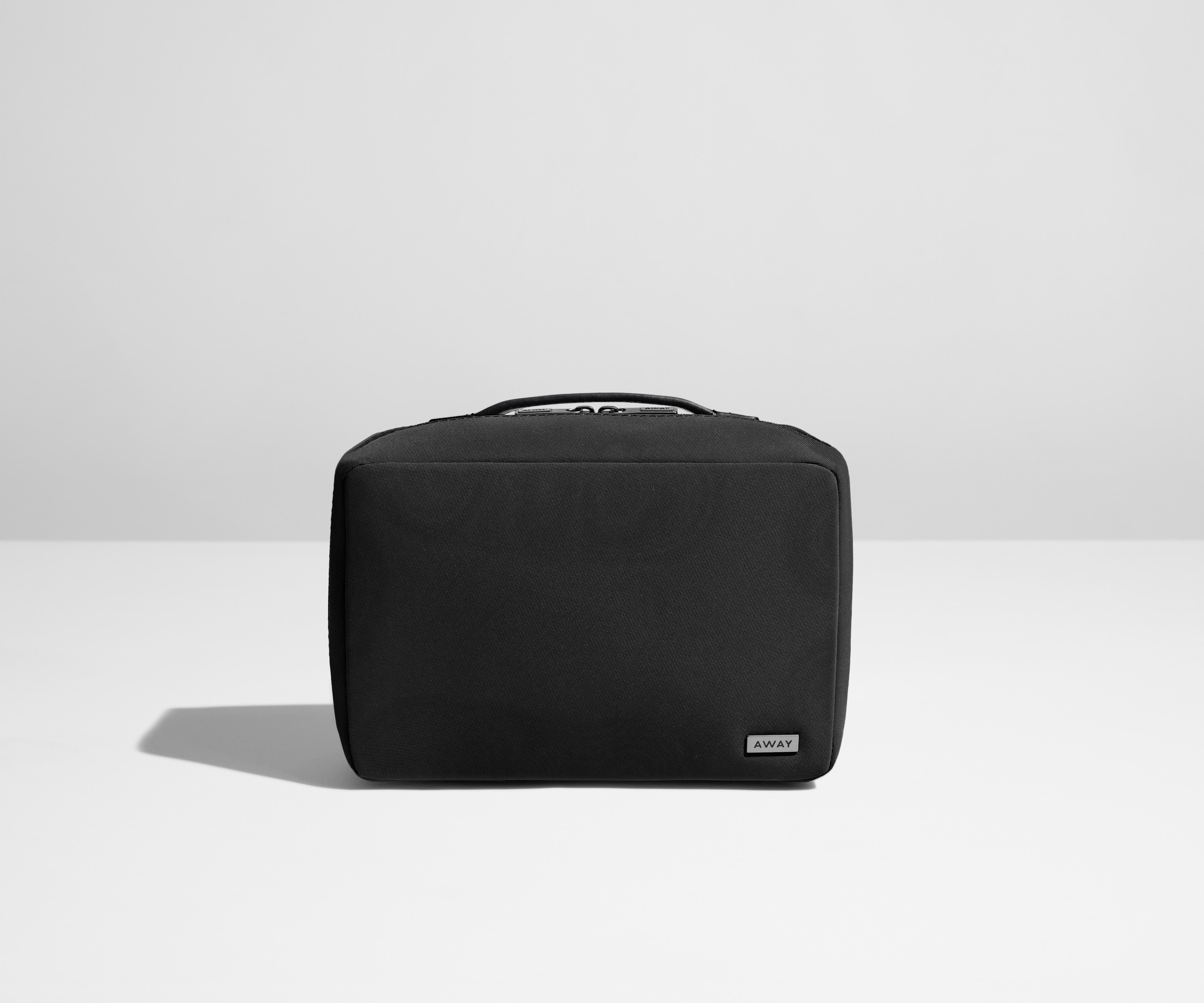 The Small Toiletry Bag | Jet Black